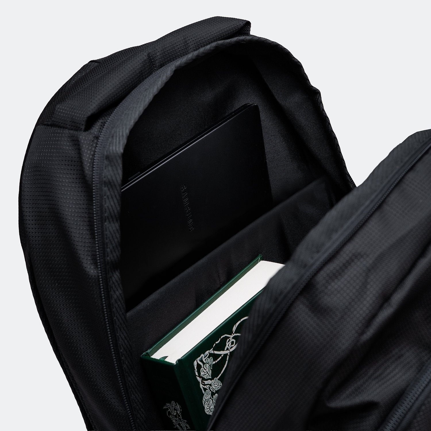 MORRAL EJECUTIVO NEGRO TEXTURIZADO - Imagen 3